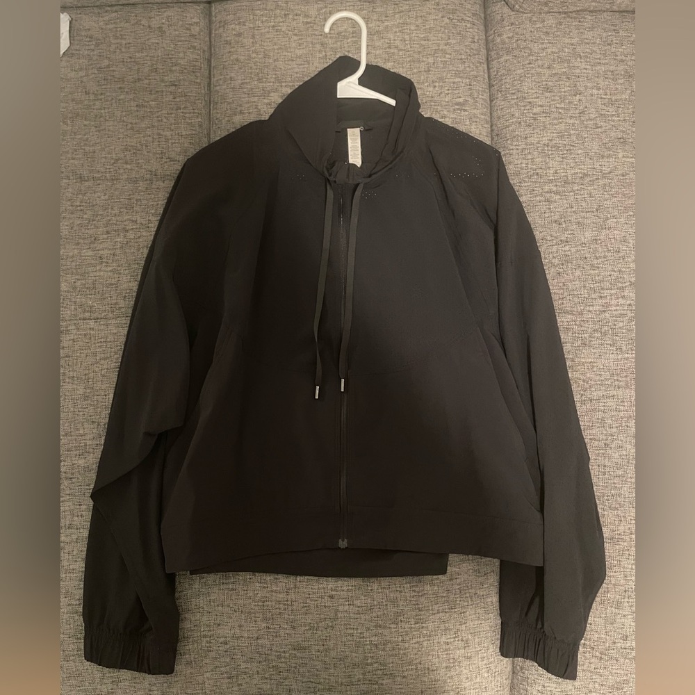 Lululemon black jacket